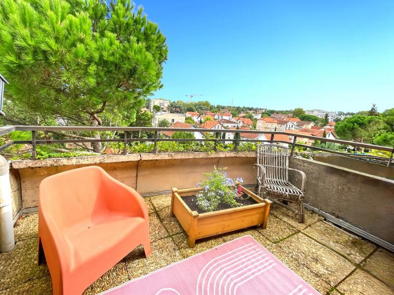 Appartement - 82 m² - 3 pièces