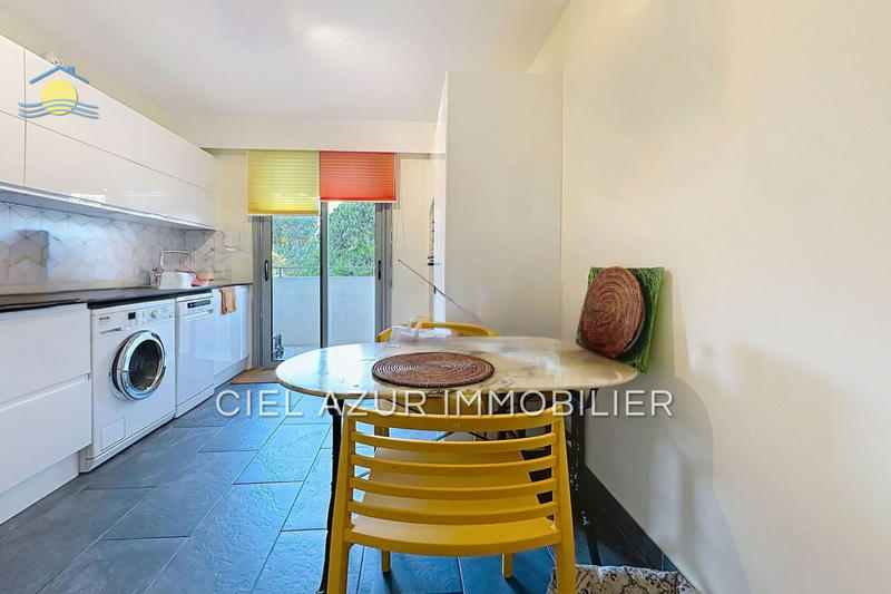 Appartement - 77 m² - 3 pièces