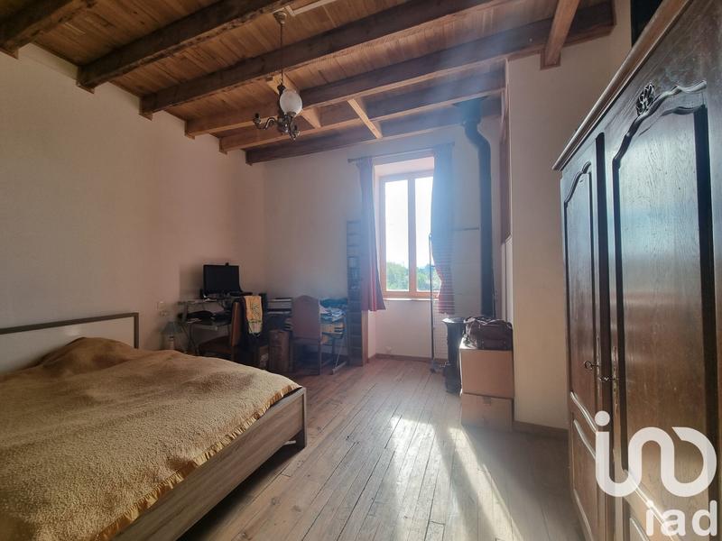 Maison - 198 m² - 7 pièces