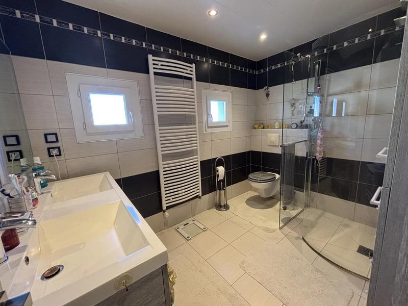 Maison - 84 m² - 4 pièces