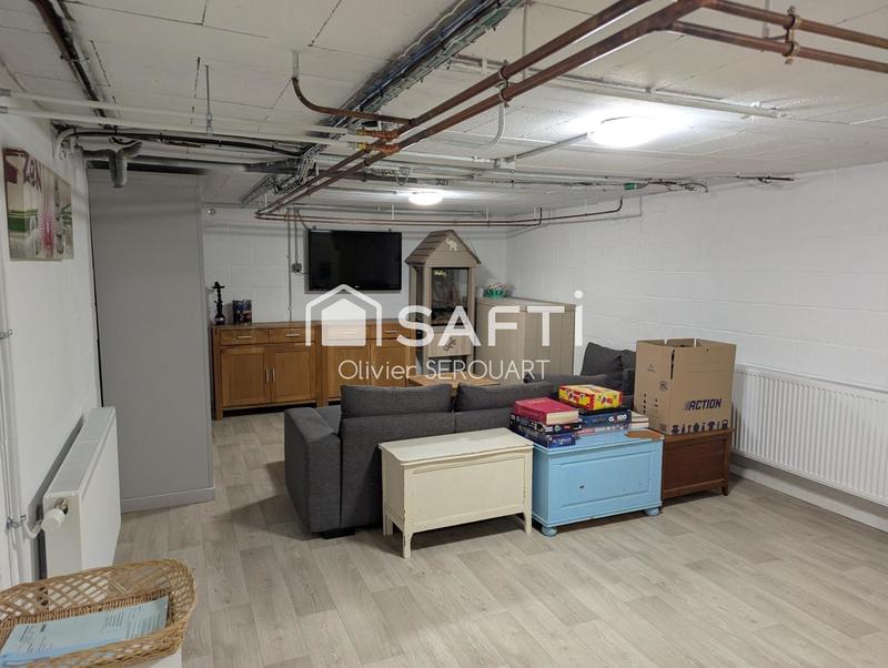 Maison - 90 m² - 5 pièces