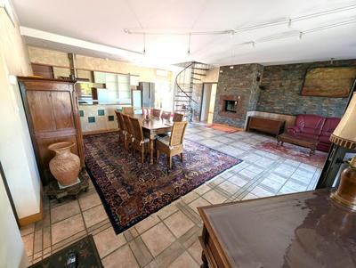 Maison - 165 m² - 6 pièces