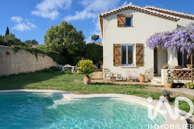 Maison - 120 m² - 5 pièces