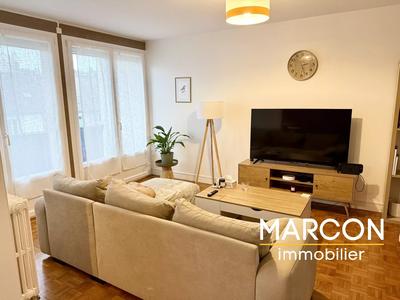 Appartement - 88 m² - 4 pièces