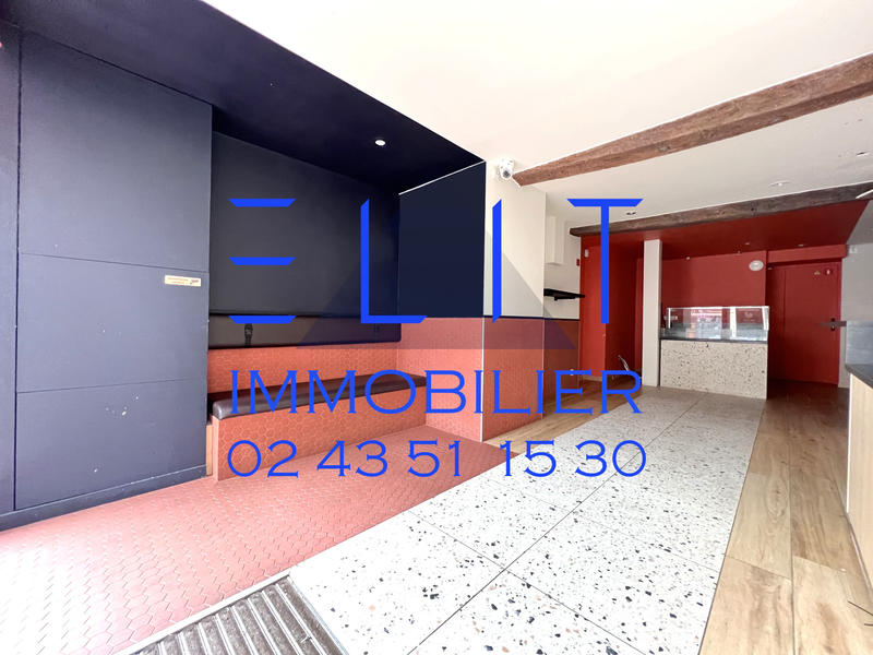 Local commercial - 61 m²