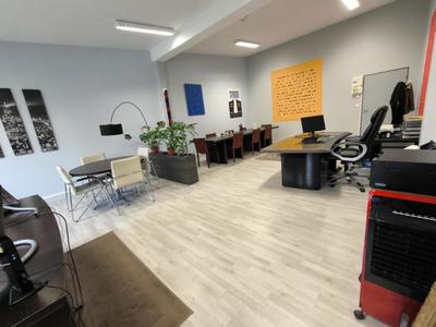 Bureau - 60 m² - 1 pièce