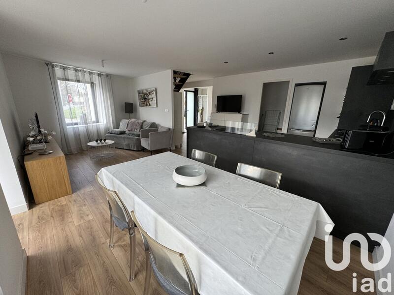 Maison - 120 m² - 4 pièces