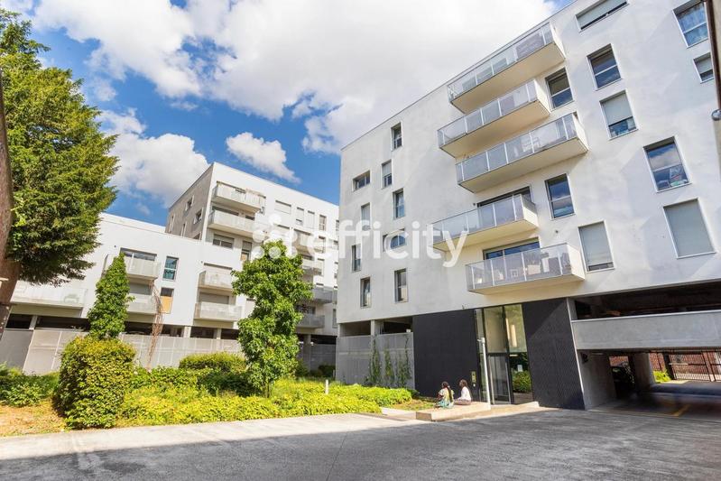 Appartement - 64 m² - 3 pièces