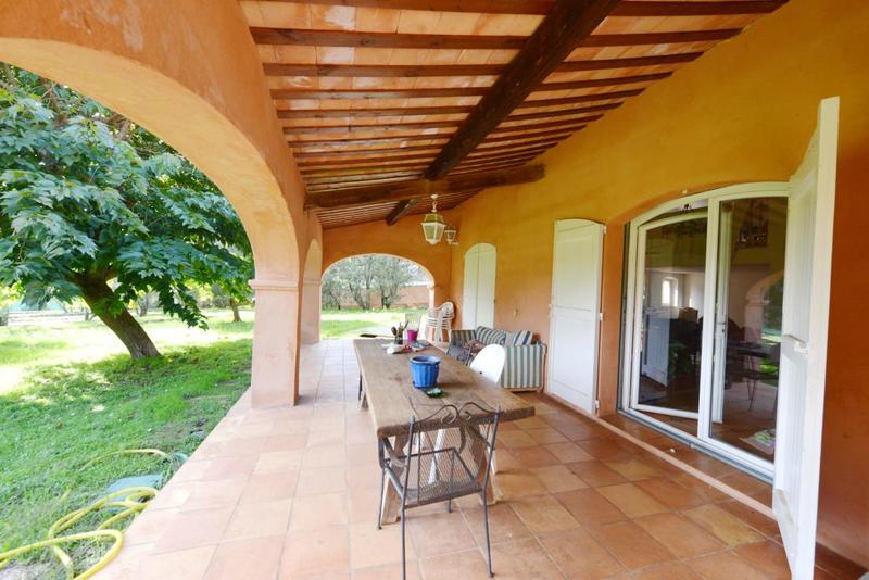 Maison - 284 m² - 7 pièces