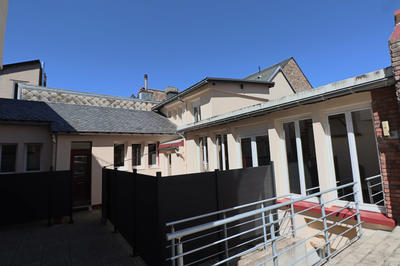 Appartement - 133 m² - 6 pièces