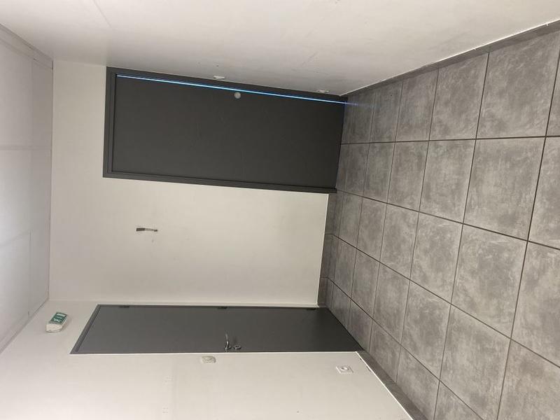 Local commercial - 61 m² - 5 pièces