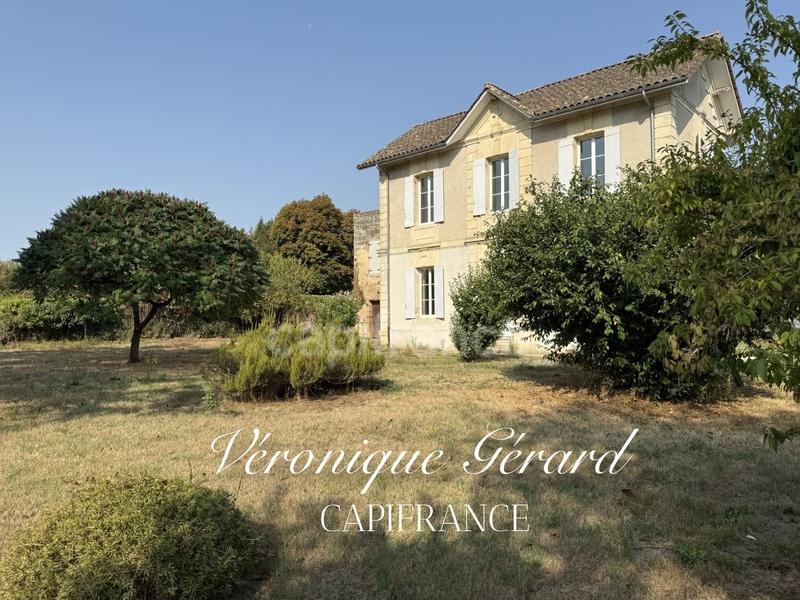 Maison en pierre - 179 m² - 8 pièces