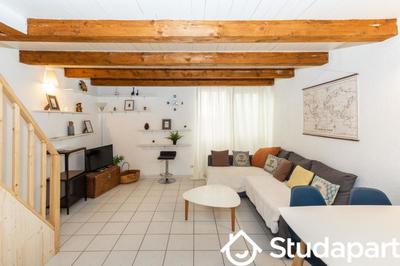 Chambre - 25 m² - 1 pièce