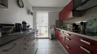 Appartement - 104 m² - 6 pièces