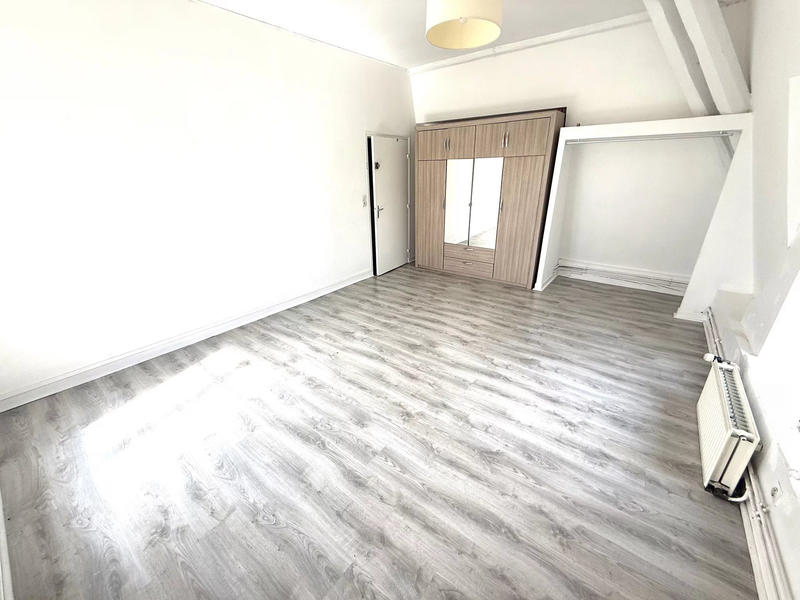 Château - 1 200 m² - 26 pièces