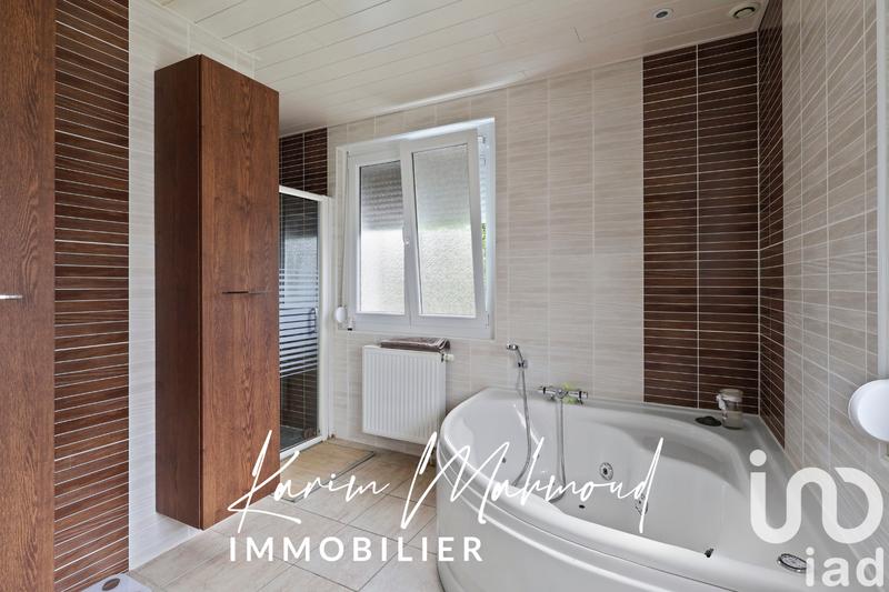 Maison - 157 m² - 6 pièces