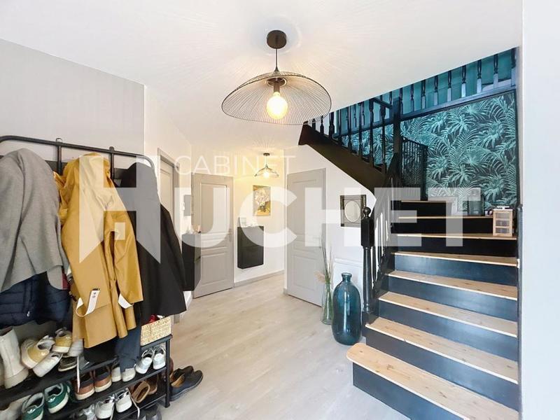 Maison - 162 m² - 7 pièces