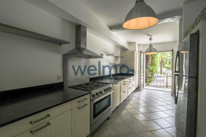 Maison en pierre - 350 m² - 10 pièces