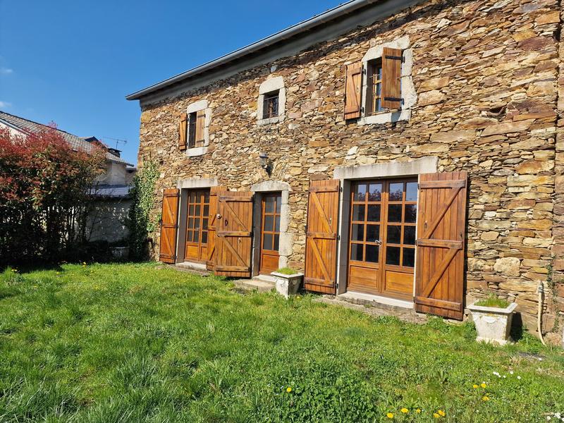 Maison en pierre - 188 m² - 6 pièces