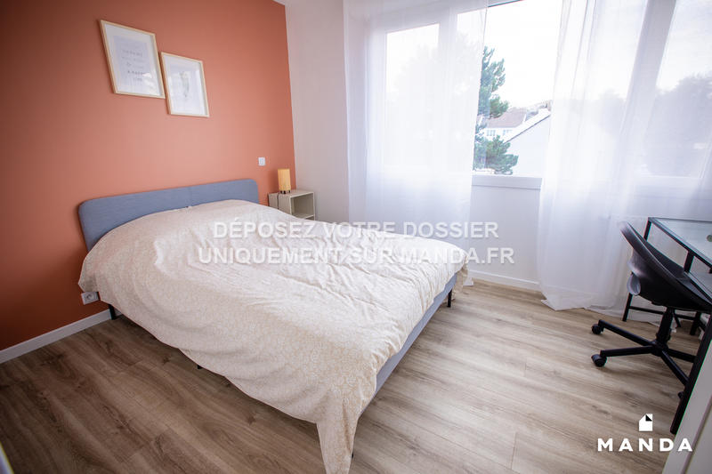 Chambre - 10 m² - 4 pièces