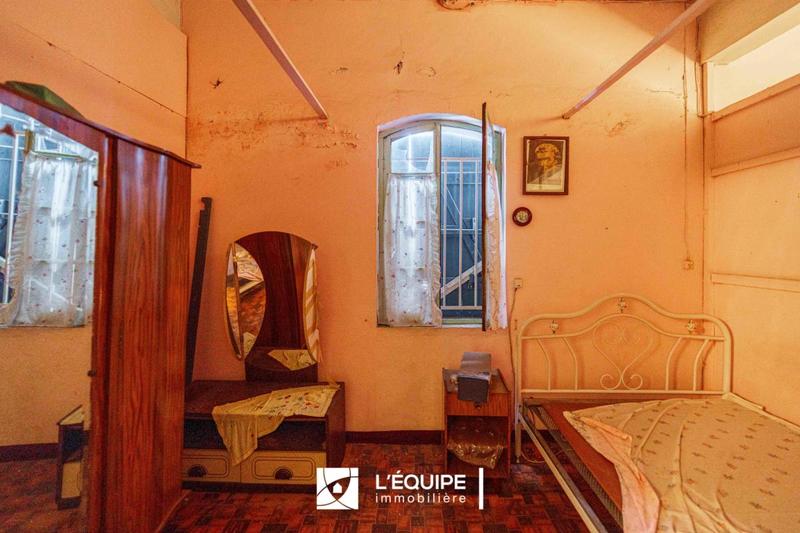 Immeuble - 193 m² - 8 pièces