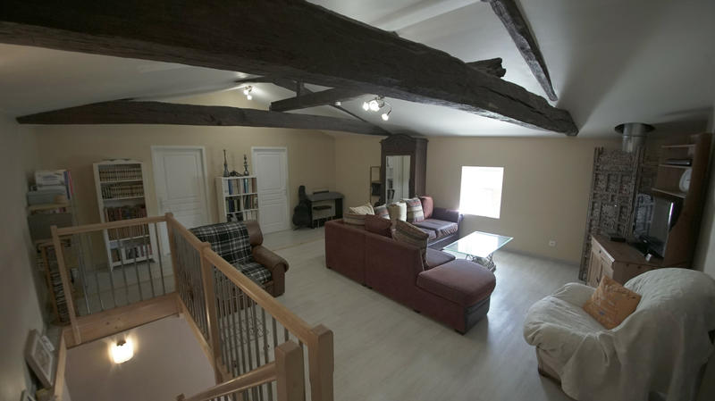 Maison - 210 m² - 8 pièces