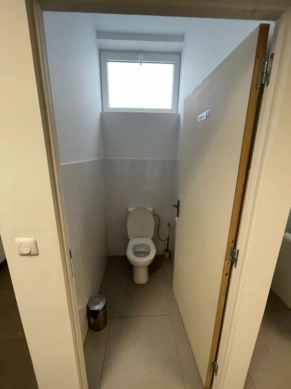 Local d'activités - 335 m²