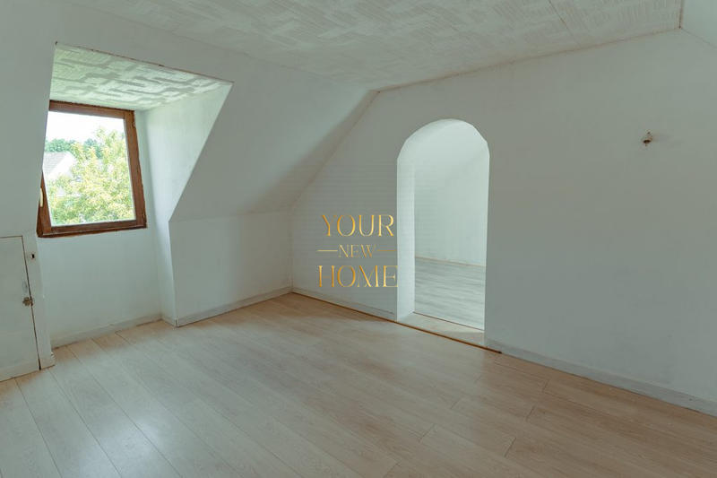 Maison - 183 m² - 7 pièces