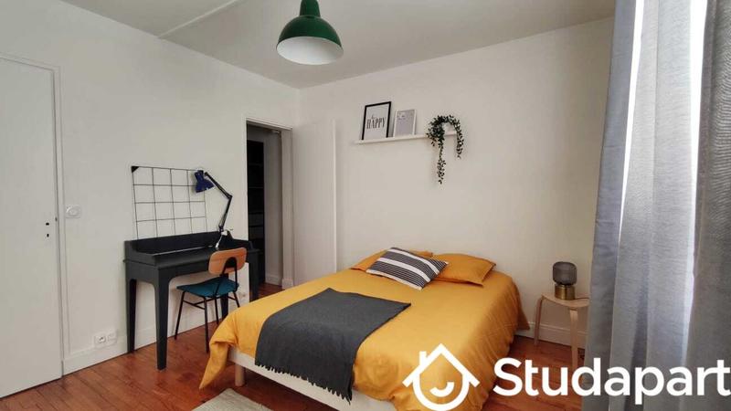 Chambre - 12 m² - 1 pièce