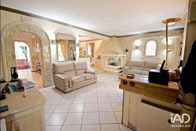 Maison - 191 m² - 11 pièces