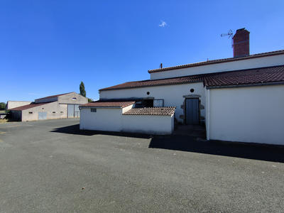 Maison - 192 m² - 6 pièces