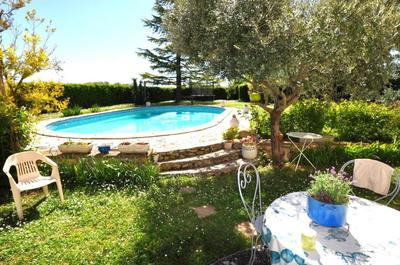 Maison - 227 m² - 8 pièces