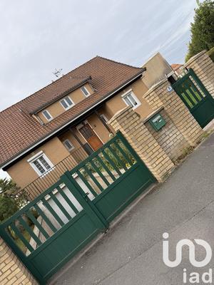 Maison - 123 m² - 5 pièces