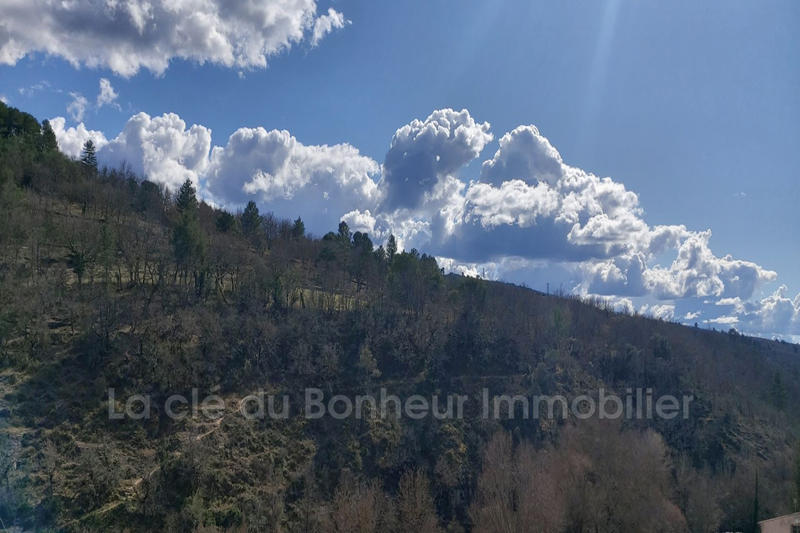 Appartement - 93 m² - 5 pièces