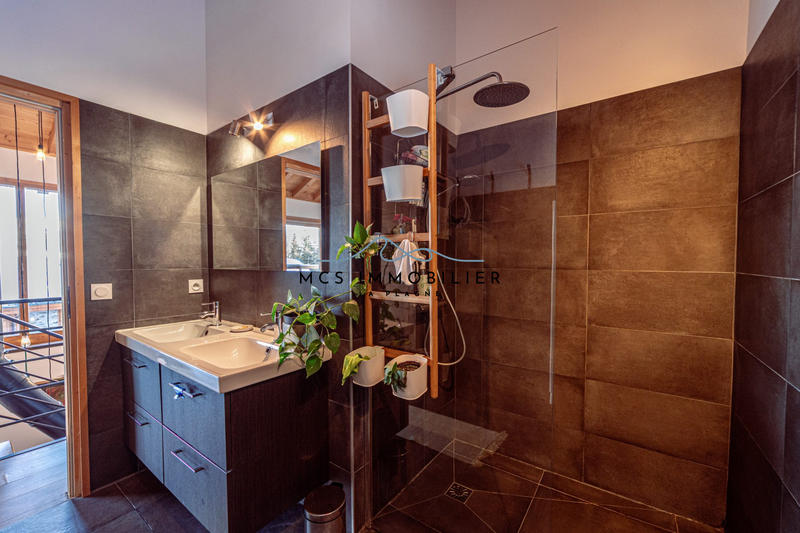 Châlet - 176 m² - 6 pièces