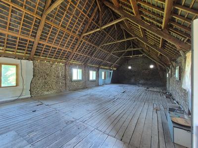 Maison de village - 204 m² - 1 pièce