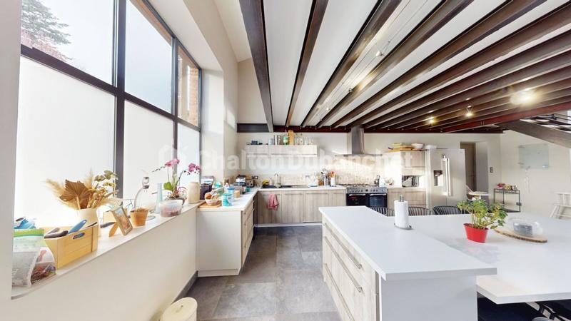 Maison - 227 m² - 5 pièces