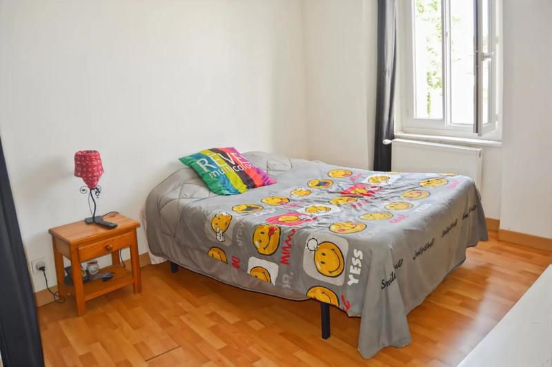 Maison - 200 m² - 7 pièces