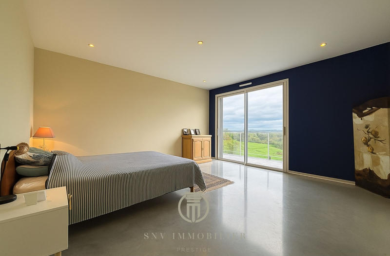 Villa - 200 m² - 7 pièces