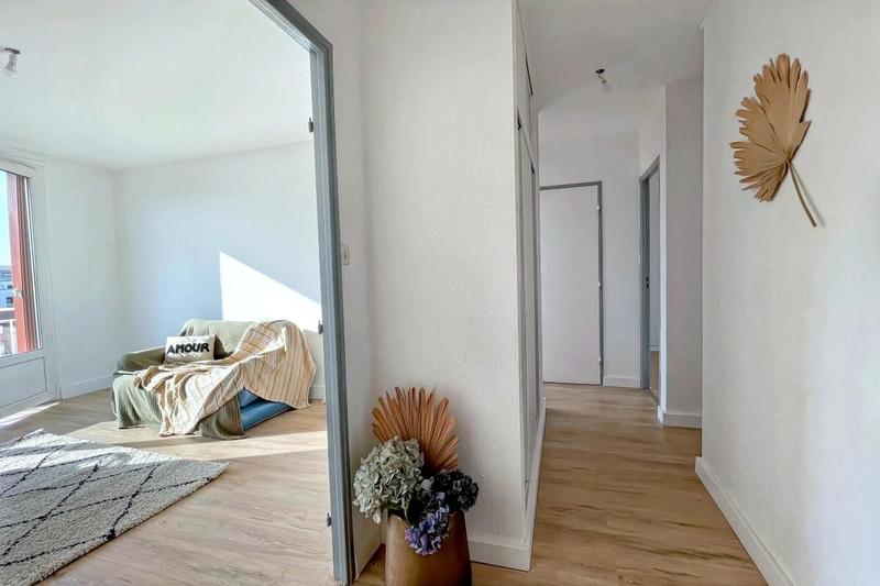 Appartement - 62 m² - 3 pièces