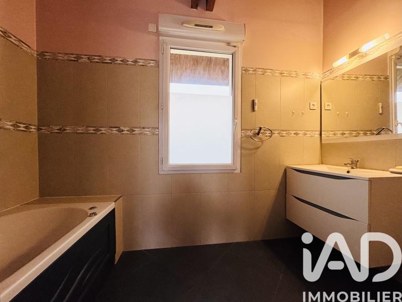 Maison - 121 m² - 4 pièces