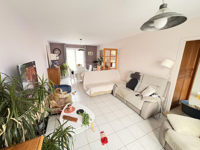 Maison - 92 m² - 5 pièces