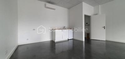 Local commercial - 47 m² - 1 pièce