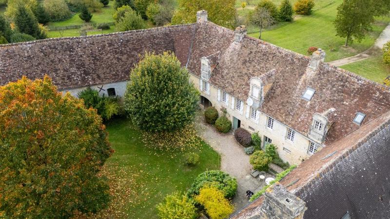 Manoir - 341 m² - 10 pièces