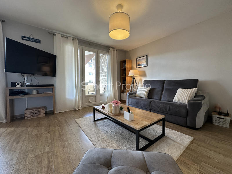 Appartement - 75 m² - 3 pièces