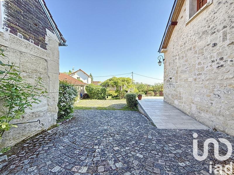 Maison - 160 m² - 5 pièces