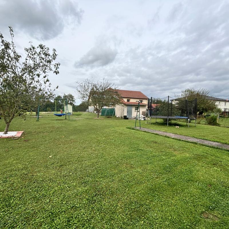 Maison - 182 m² - 7 pièces