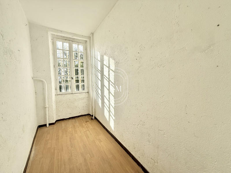 Maison - 296 m² - 10 pièces