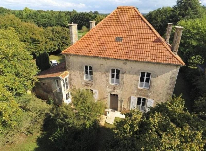 Maison - 230 m² - 8 pièces