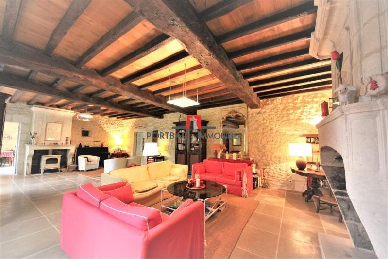 Maison - 285 m² - 10 pièces